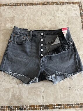 Levi’s 501 Button Fly High Rise Fitted Jean Shorts Women’s Size 29 NWT